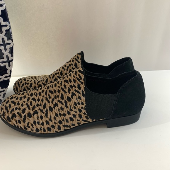 Skechers Shoes - Skechers Women’s Cheetah Print Slip on Shoes size 6,7,7.5, 8